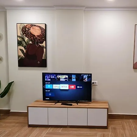 2v1 - Center 2 * 티라나