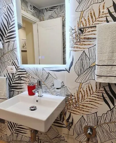 2v1 - Center 2 Appartement *